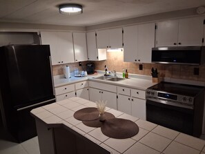 ميكروويف، فرن، موقد طهي مسطح