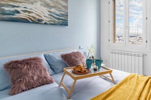 Bügeleisen/Bügelbrett, kostenloses WLAN, Bettwäsche