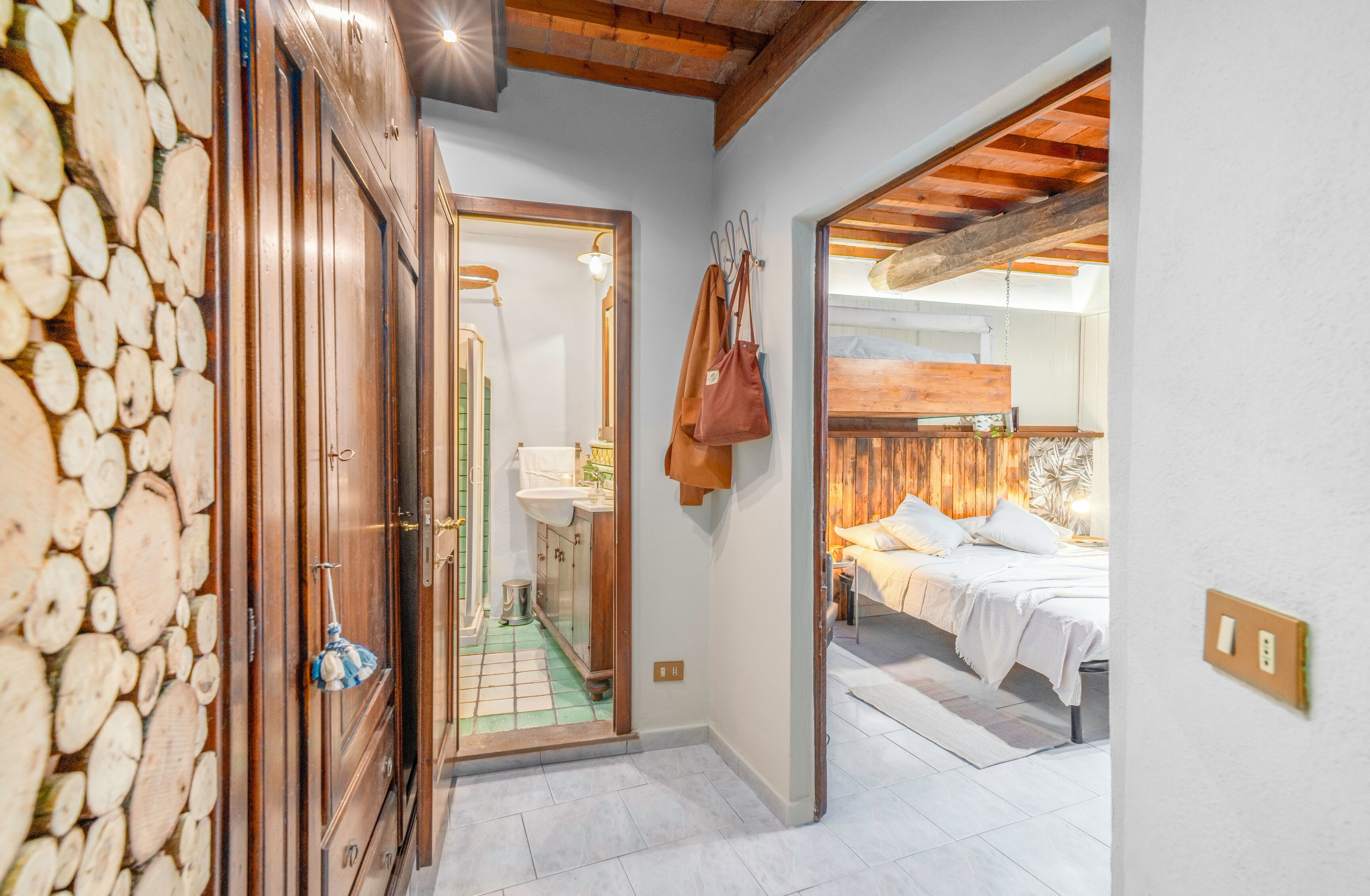 Wifi gratis y ropa de cama