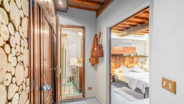 Room - Pura Apartment - One Bedroom Apartment, Sleeps 3 (Palaia)