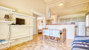 2 makuuhuonetta, silitysrauta/-lauta, Wi-Fi