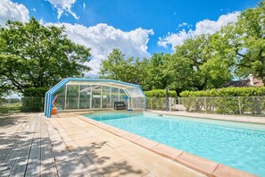 Pool - Girolle – Family Home with Shared Heated Pool in the Heart of the Périgord Noir (Salignac-Eyvigues)