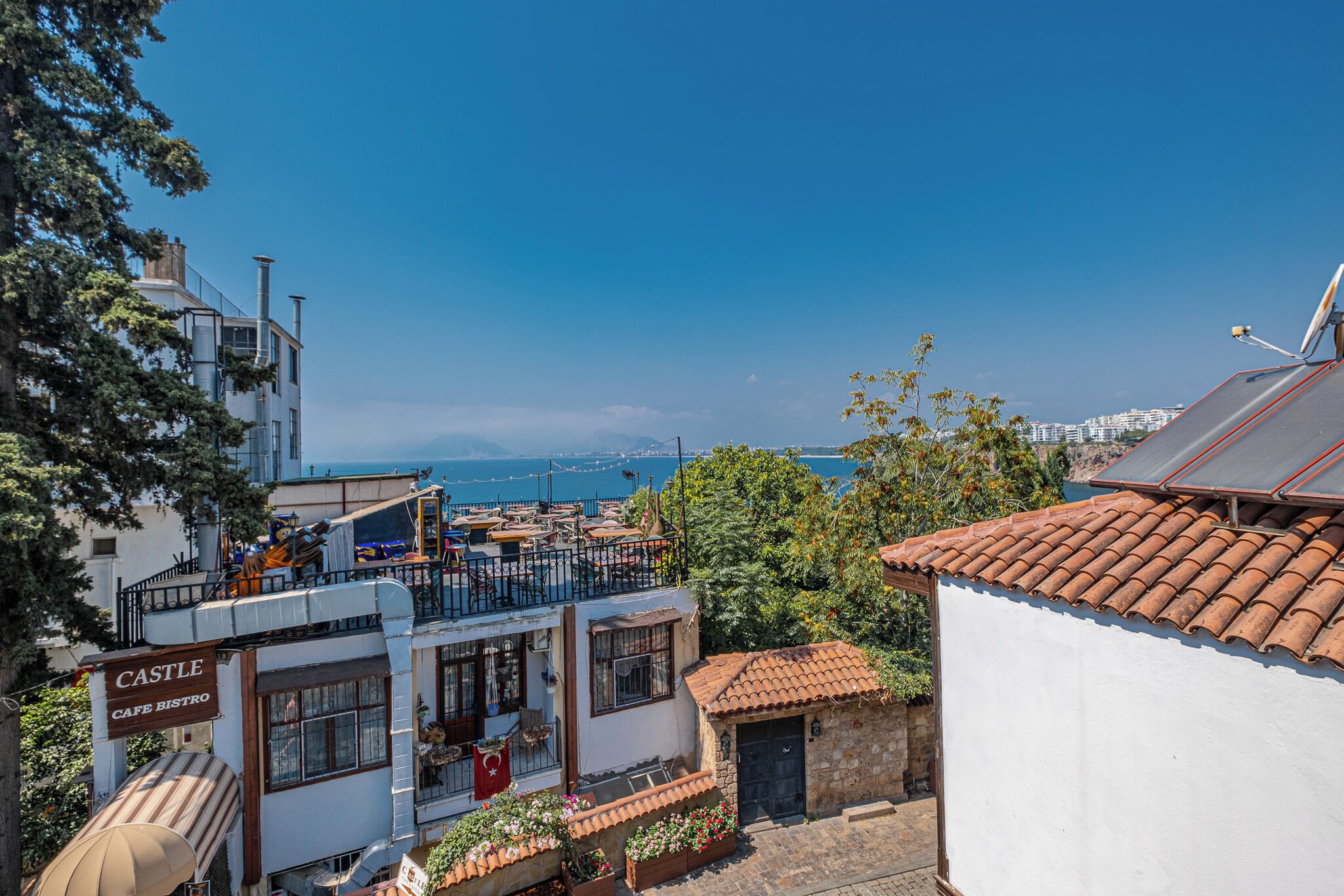 Luxury Suite, Sea View | Terrace/patio