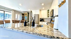 Fridge, microwave, oven, stovetop - Best Condo HH Beach and Tennis-Ocean View-Admirals (Hilton Head Island)