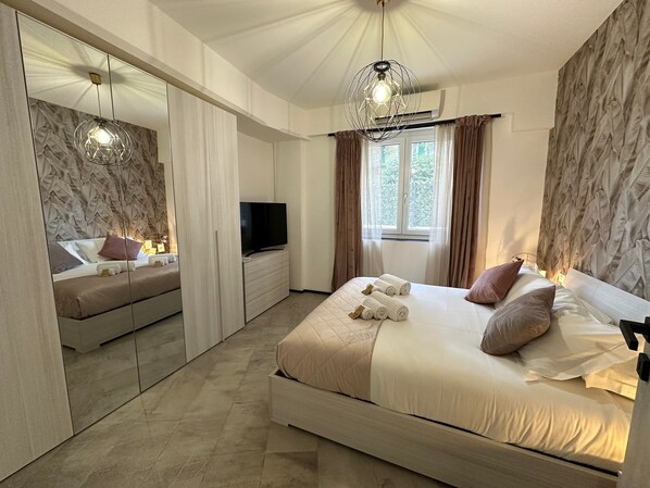 Strykjärn/strykbräda, wi-fi och sängkläder