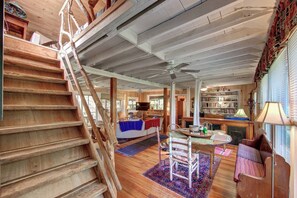 Interior - Compass Rose - Ocracoke Island (Ocracoke)