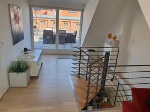 Interior - Apartment 'Am Hirschgarten' with Private Terrace and Wi-Fi (Erfurt)