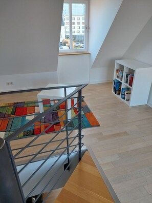 Interior - Apartment 'Am Hirschgarten' with Private Terrace and Wi-Fi (Erfurt)
