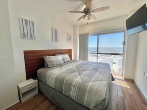 Fer et planche à repasser, Wi-Fi, draps fournis