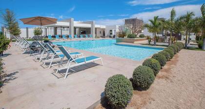 Perfect House: Pool, Security and Comfort
