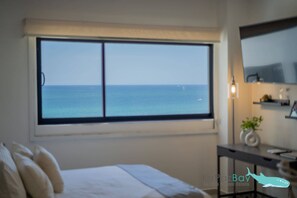 1 bedroom, iron/ironing board, WiFi, bed sheets - Brand New Studio + kitchen steps to malecon (La Paz)