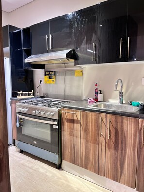 Microondas, horno y parrilla de estufa 