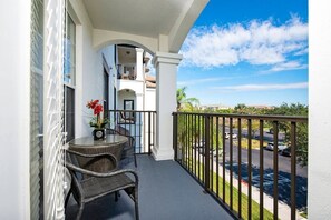 Outdoor dining - Vista Cay 3BR Condo w/ Balcony & Heated Pool (Orlando)