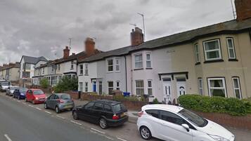 Third-party on-site parking