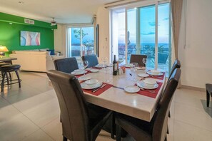Dining - Panoramic Ocean View, Private Pool, Indoor Jacuzzi (La Paz)