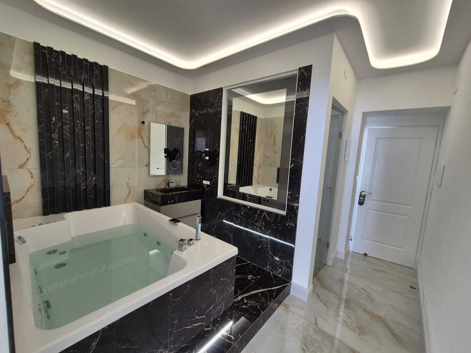 Premium Studio Suite, Sea View | Private spa tub
