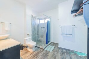 Shower, towels - Beautiful apartment ideal for couples beach view (La Paz)