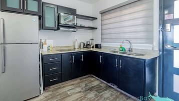 Kühlschrank, Mikrowelle