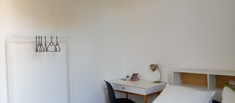 Air-conditioned room with bathroom, separate toilet and garage