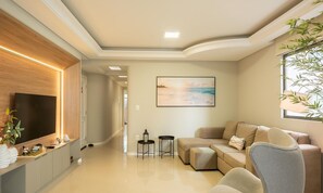 Basic Apartment | Living area