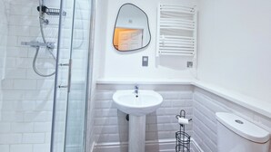 Unclassified image, 4 of 18, button - Modern Victorian Charm in a Great Location (Liverpool)
