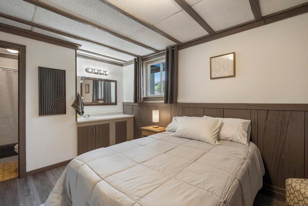 مكواة/لوح كي وواي فاي مجانًا وملاءات أسرّة