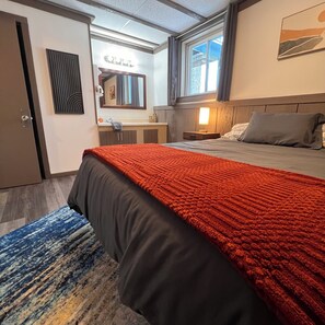 2 chambres, fer et planche à repasser, Wi-Fi gratuit, draps fournis