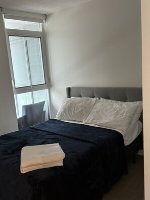 Free WiFi - 151 Dan Leckie Way (Toronto)