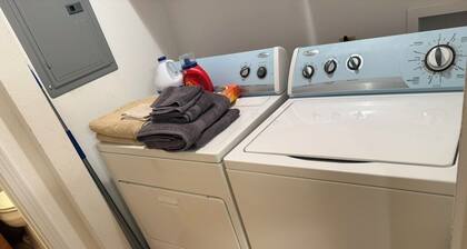 2-bedroom house in wonderful Demopolis with cool AC