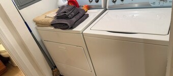 2-bedroom house in wonderful Demopolis with cool AC