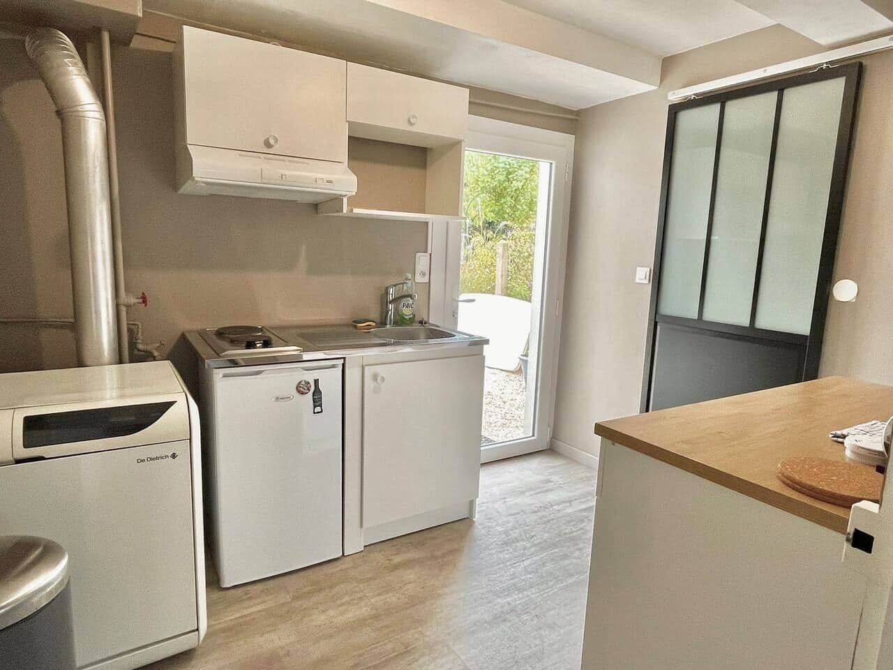 Frigorifero, microonde, tostapane, pentole/stoviglie/utensili