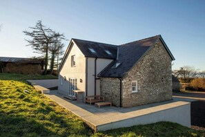 Exterior - Gelli Genlas, Llanarth (New Quay)