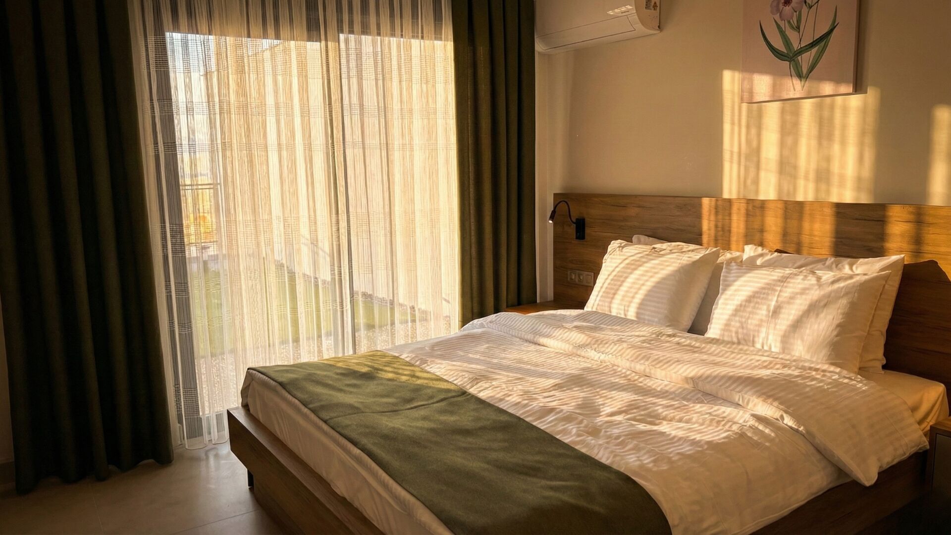 小型公寓 | 高档床上用品、迷你吧、免费 WiFi