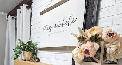 Woodland Retreat on Crestview