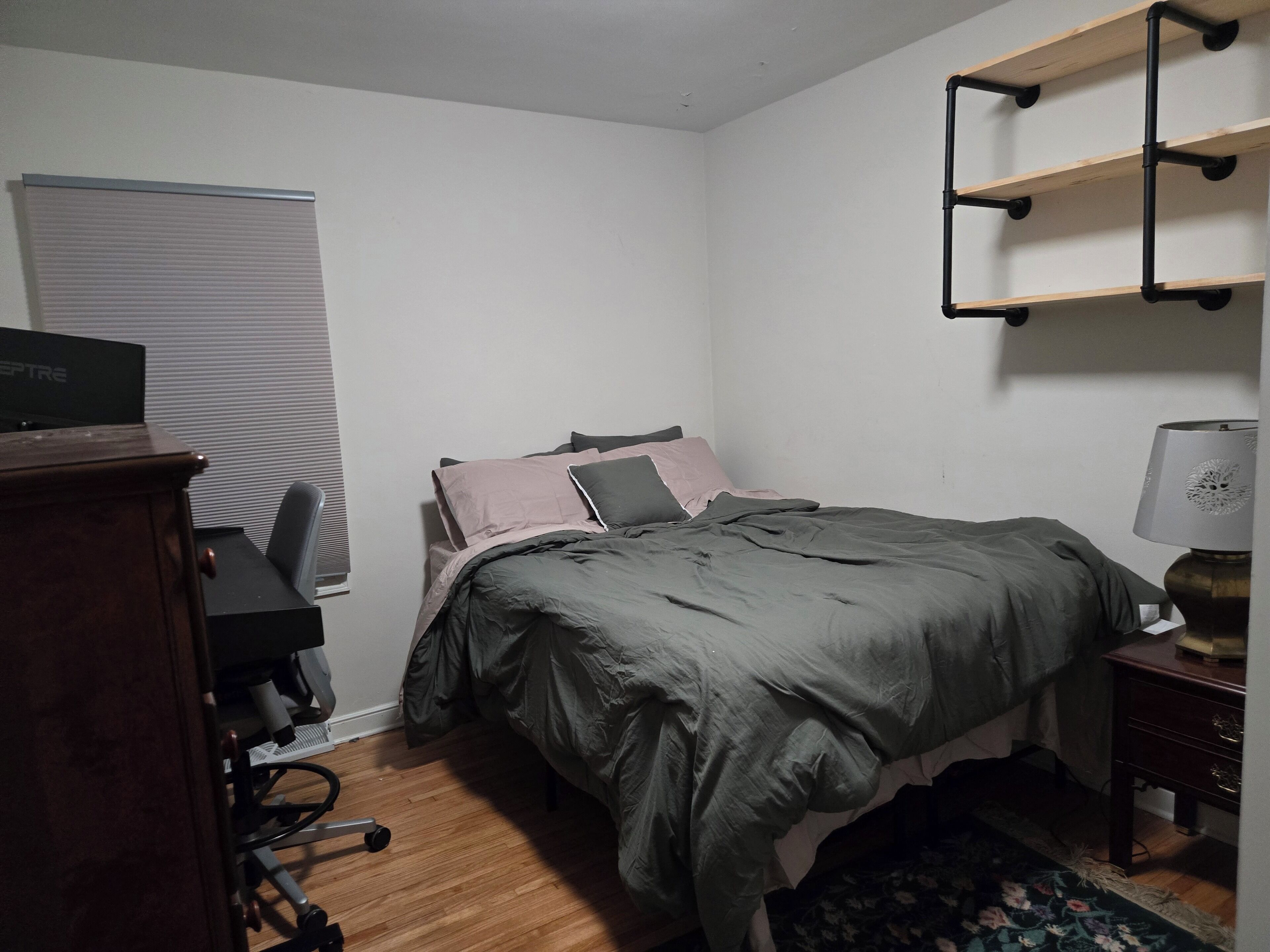 熨斗/熨衫板、Wi-Fi、床單