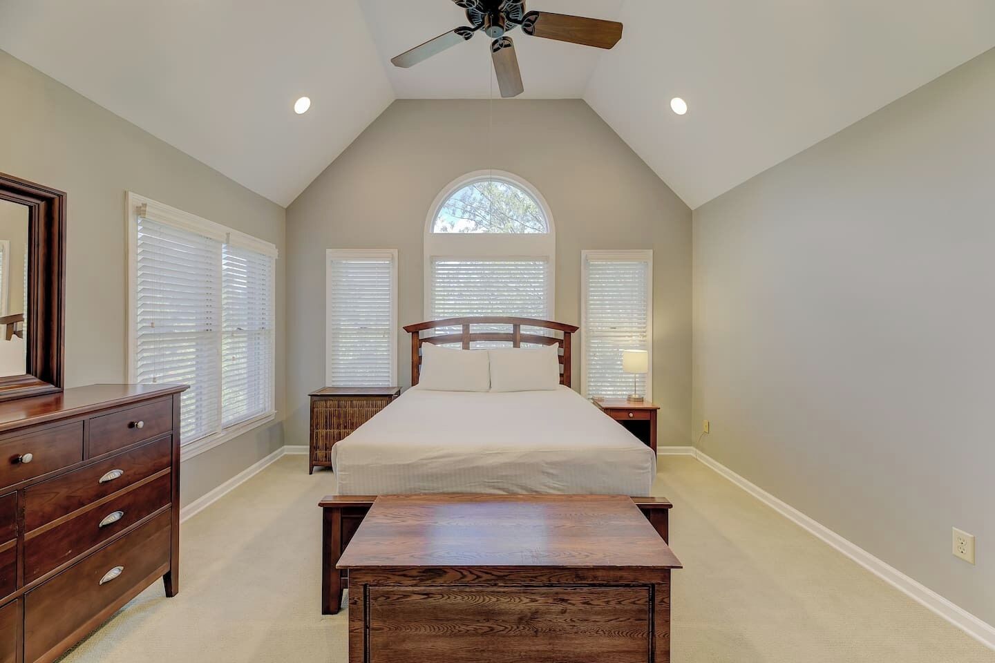 Fer et planche à repasser, Wi-Fi, draps fournis