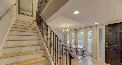 The Landing at Wheat St.| 2Br in the heart of USC