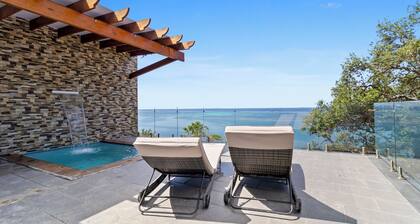 NEW Oceanfront, King Suite, Private Plunge Pool