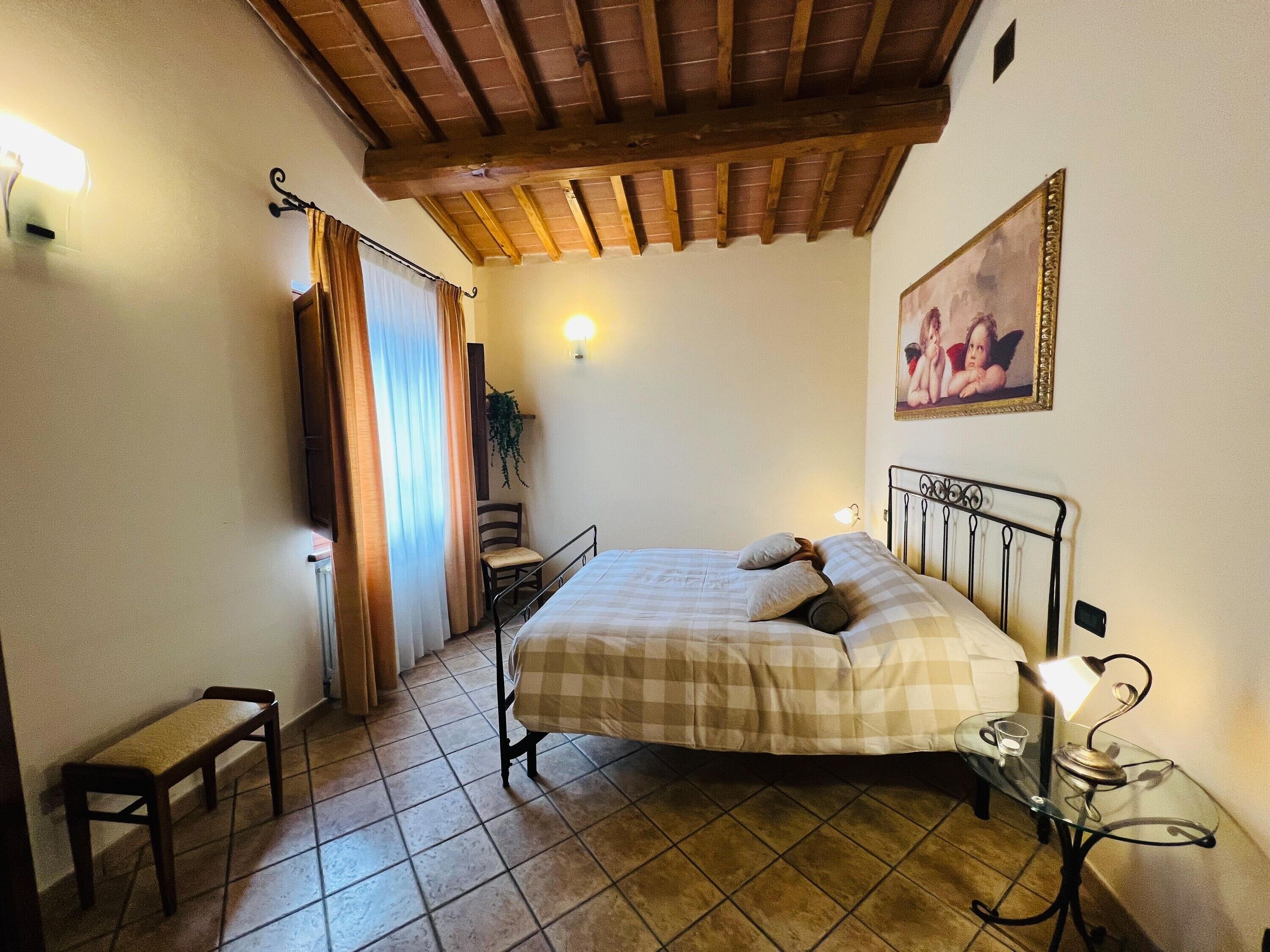 Bügeleisen/Bügelbrett, WLAN, Bettwäsche