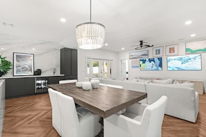 Dining - 3b/2ba Winter Park Residence w Music Studio & Office (Winter Park)