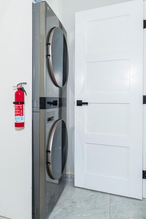 Interior - NEW Oceanfront King Studio, Private Plunge Pool (Punta Blanca)