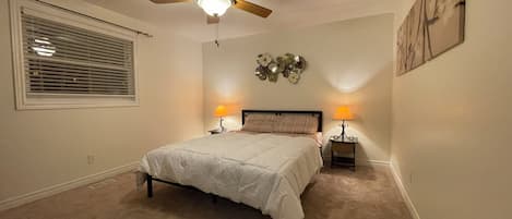3 Schlafzimmer, Schreibtisch, kostenloses WLAN, Bettwäsche
