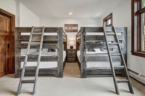 In-room safe, iron/ironing board, free WiFi, bed sheets - Platinum 3BR Beaver Creek Condo | Ski-in/Ski-out (Avon)