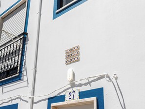 Exterior detail - Dappan White Apartment, Burgau, Algarve (Burgau)