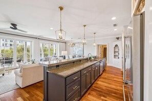 Interior - Community Rooftop Pool! Beach is Across the Street! (Inlet Beach)