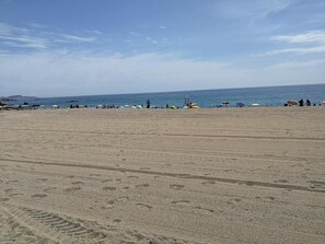Beach - Apartment with garden. Two minutes walk from the beach (Platja d'Aro)