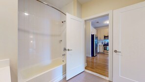 Interior - 209 bedford (Stamford)