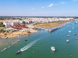 Marina - Latin White Studio, Cabanas de Tavira, Algarve (Cabanas de Tavira)