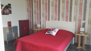 Internet, bed sheets