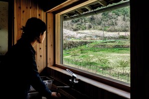 Interior - A renovated room that takes advantage of the goodn / Mihara Hiroshima (Mihara)